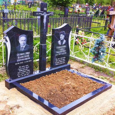 Вертикальный памятник из гранита
